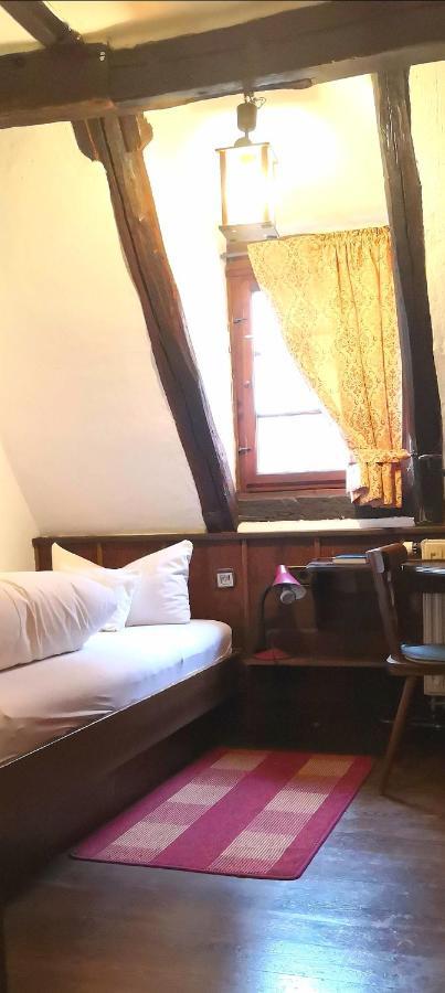 Hotel Restaurant Zum Nachtwaechter Lienzingen Номер фото